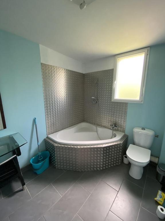 Maison Moderne Avec Piscine Chauffee Dans La Baie Du Mont St Michel 200M2 Yquelon ภายนอก รูปภาพ